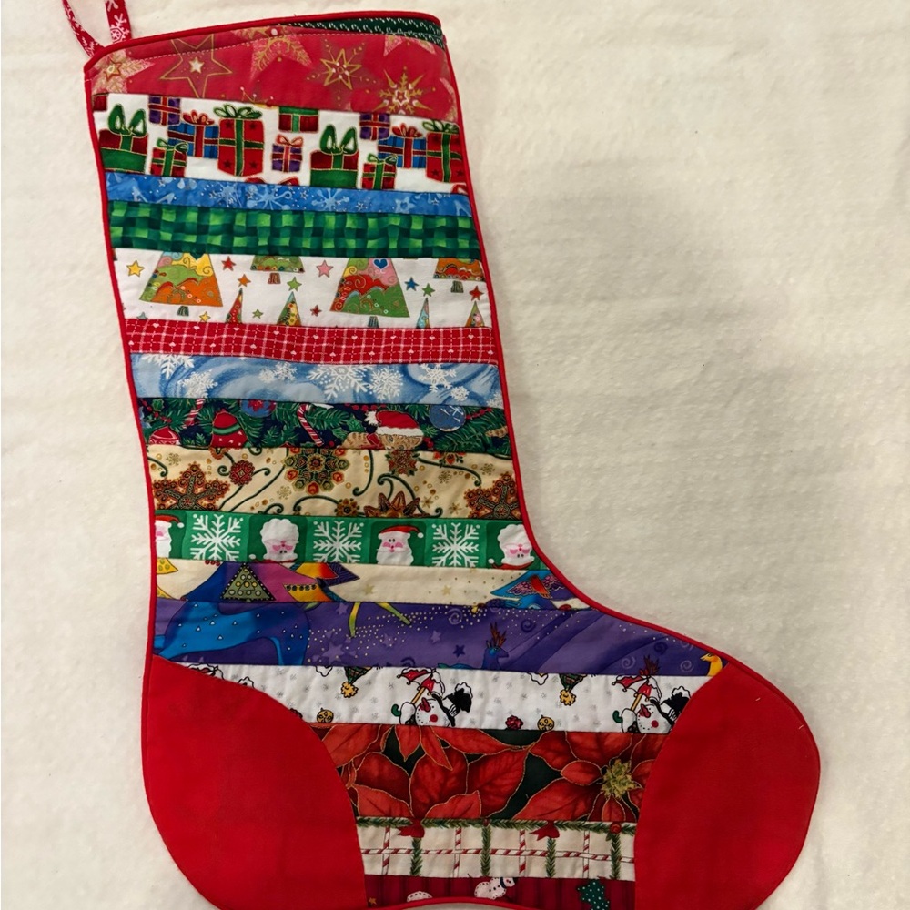 Vintage Festive Patchwork Christmas Stockings - Picture 3 of 4